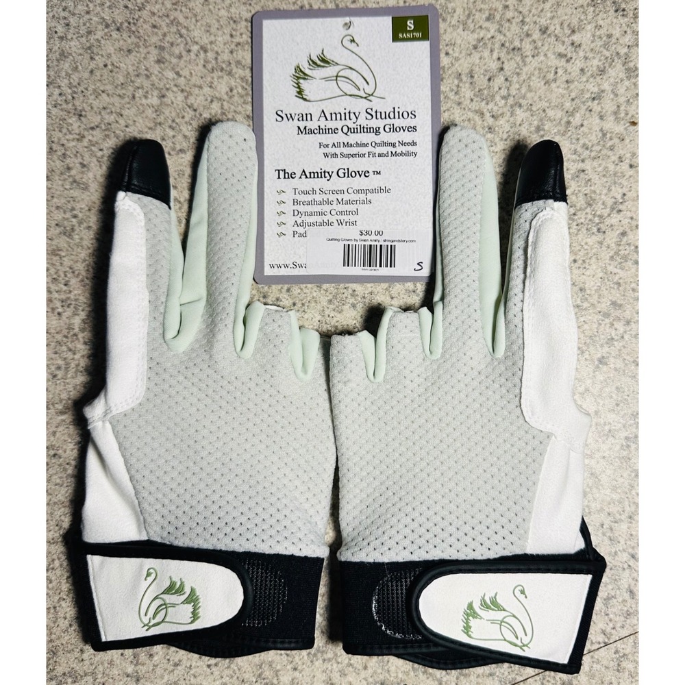 Swan Amity Studios Quilting Gloves The Amity Glove Small White Padded Adjustable